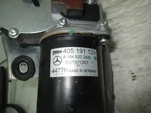 Foto de MOTOR LIMPIA DELANTERO MERCEDES-BENZ CLASE GLE (BM 292) COUPE 3.0 CDI CAT (258 CV / 190 KW) referencia A1668204400 foto 8