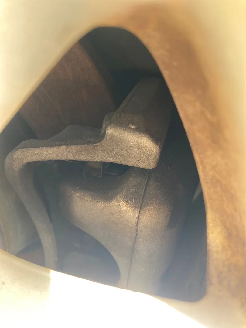 Foto de PINZA DE FRENO TRASERA DERECHA VOLKSWAGEN PASSAT VARIANT (3C5) 2.0 TDI DPF (170 CV / 125 KW) referencia 3C0615404H