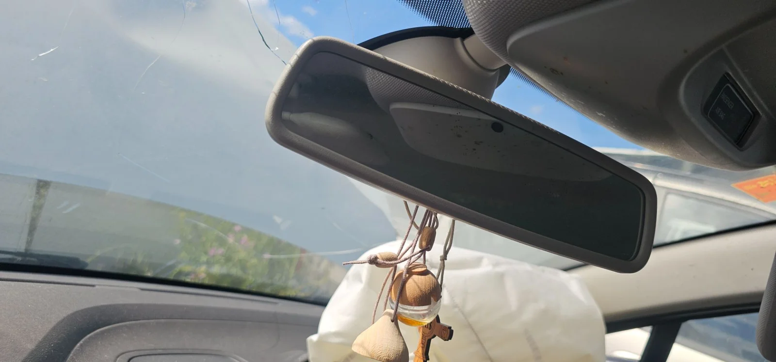 Foto de RETROVISOR INTERIOR RENAULT CAPTUR I 1.5 dCi Diesel FAP (110 CV / 81 KW)