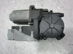 Foto de MOTOR ELEVALUNAS DELANTERO IZQUIERDO CITROEN C3 1.4 HDi (68 CV / 50 KW) referencia 400619F foto 4