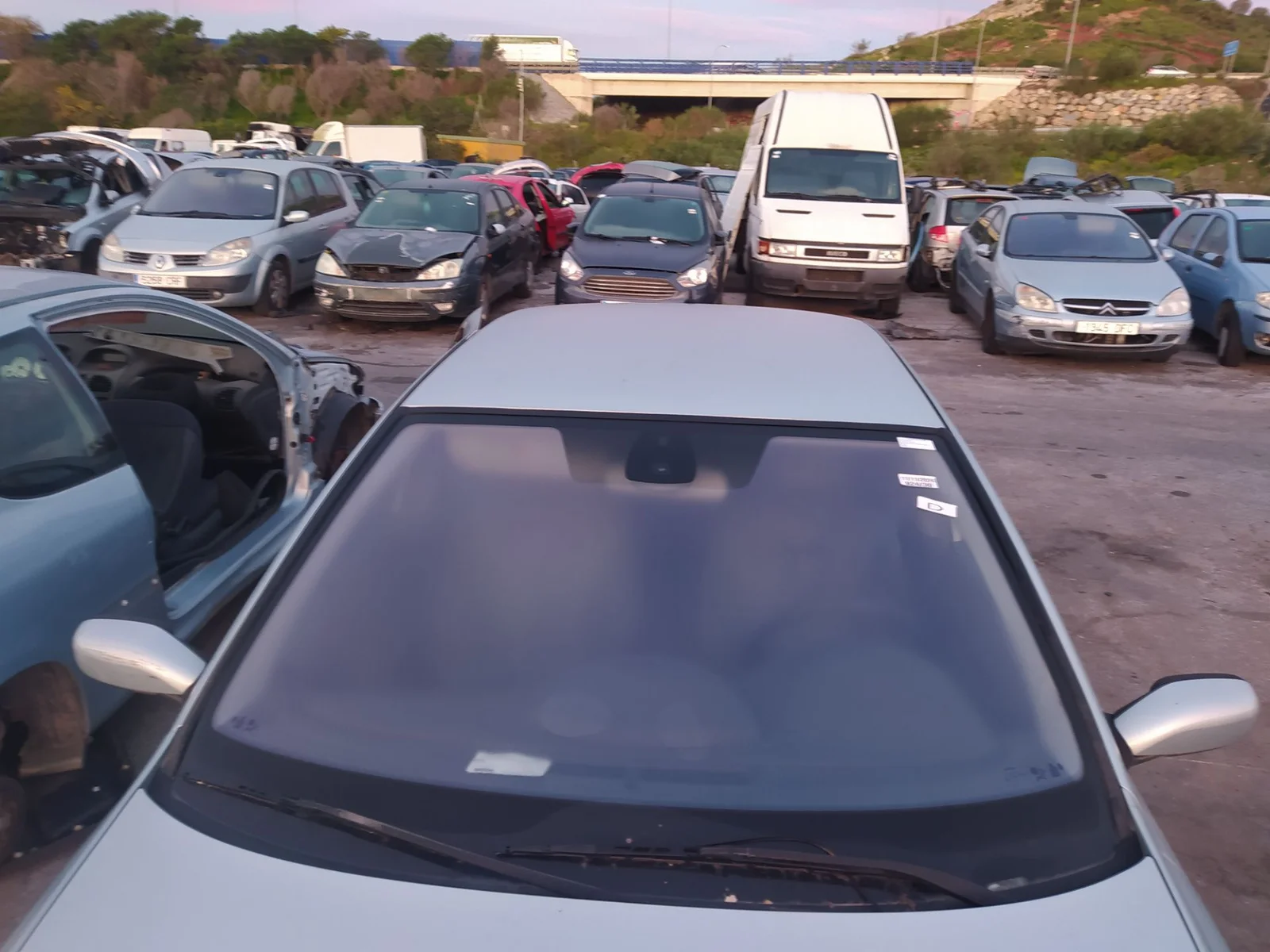 Foto de BRAZO LIMPIA DELANTERO IZQUIERDO RENAULT LAGUNA II (BG0) 2.2 dCi Turbodiesel (150 CV / 110 KW) referencia 7701049033