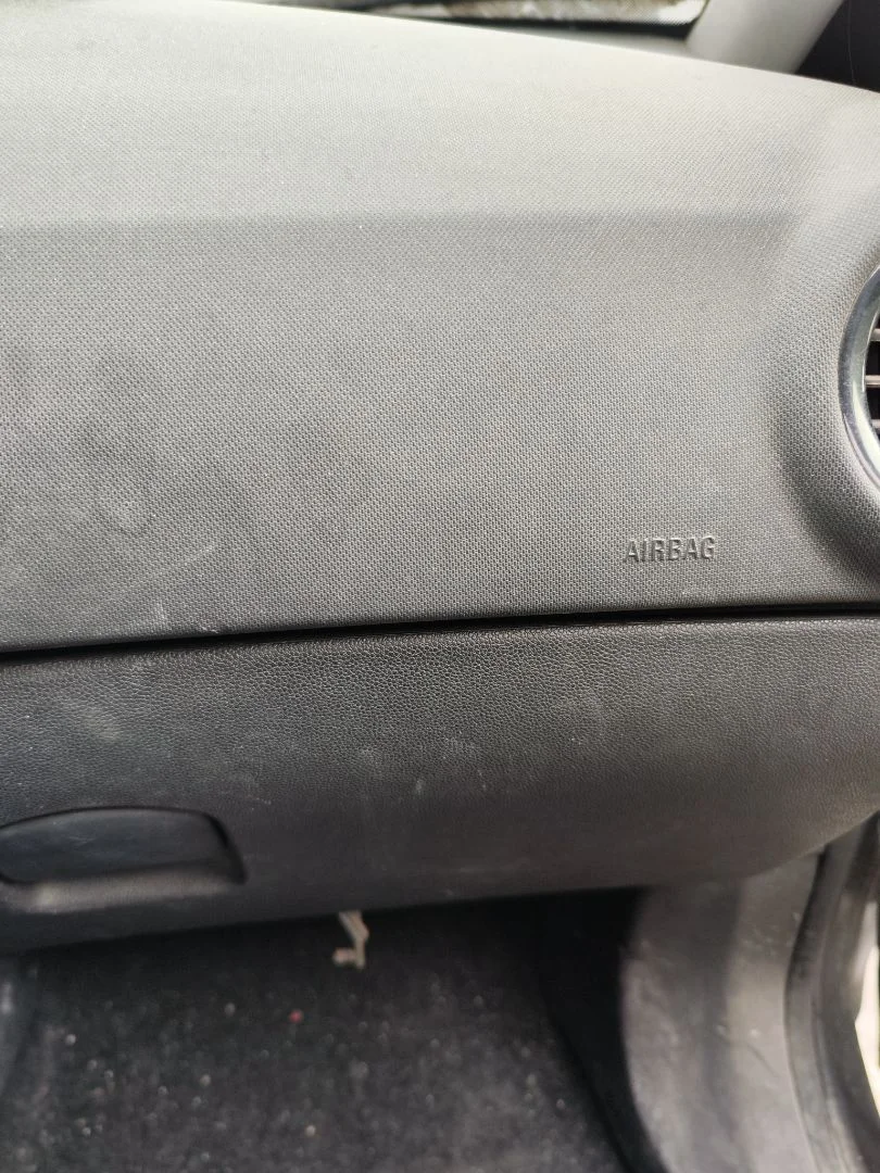 Foto de AIRBAG DELANTERO DERECHO OPEL CORSA D 1.3 16V CDTI (75 CV / 55 KW) referencia 13278090