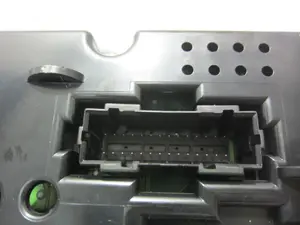 Foto de CUADRO INSTRUMENTOS SEAT IBIZA (6K1) 1.4 16V (101 CV / 74 KW) referencia 87001323 foto 3