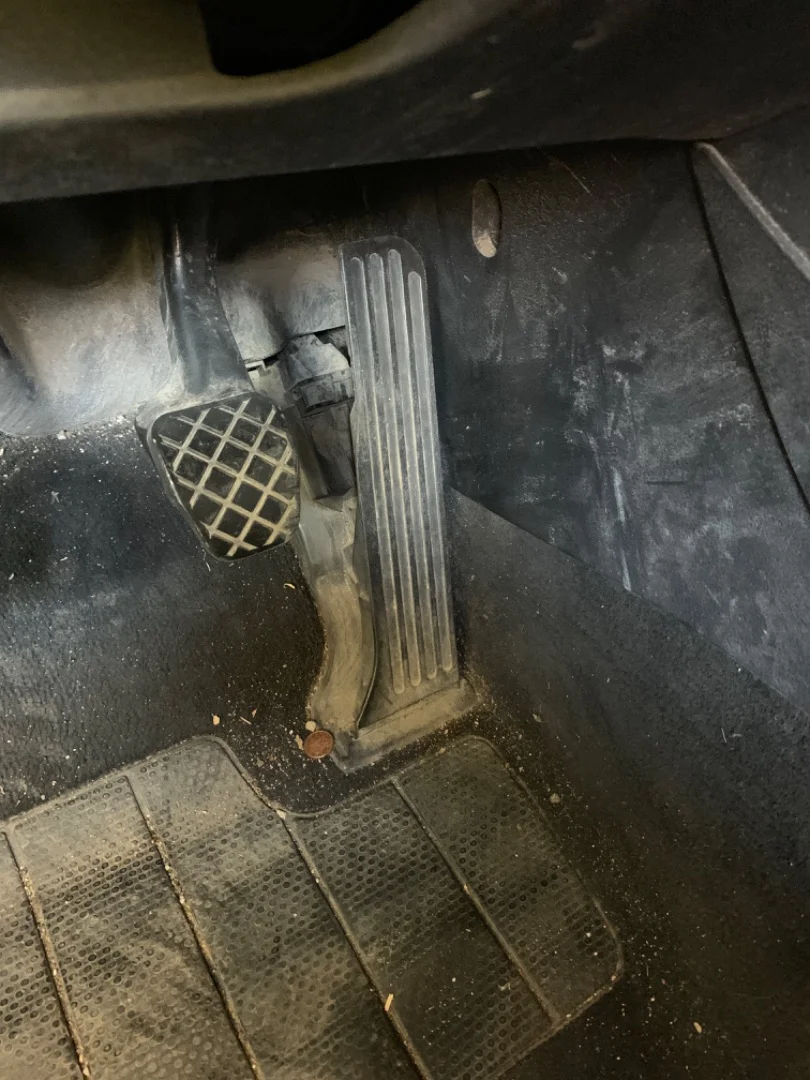 Foto de PEDAL ACELERADOR VOLKSWAGEN PASSAT VARIANT (3C5) 2.0 TDI (140 CV / 103 KW)