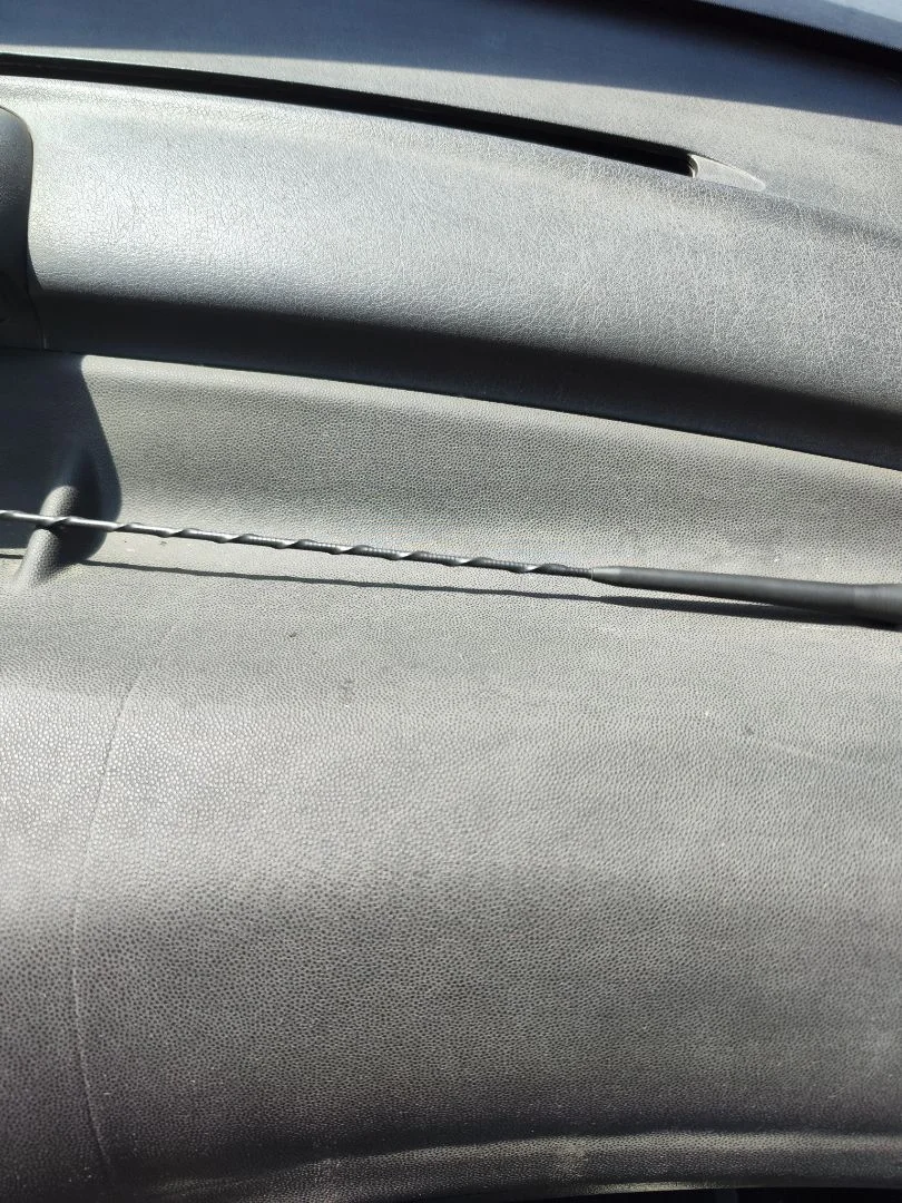 Foto de ANTENA PEUGEOT 307 BERLINA (S2) 1.4 16V CAT (KFU / ET3J4) (88 CV / 65 KW)