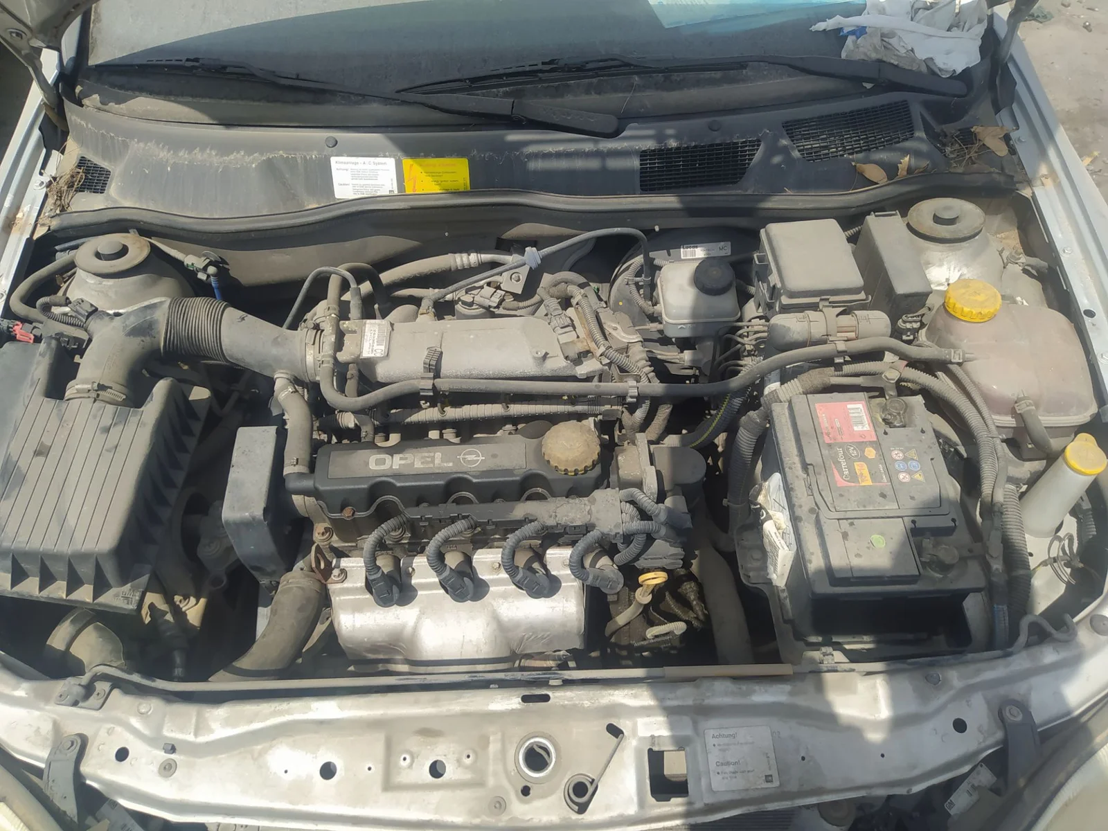 Foto de DEPOSITO EXPANSION OPEL ASTRA G BERLINA 2.2 16V DTI CAT (Y 22 DTR / L50) (125 CV / 92 KW) referencia 9117437