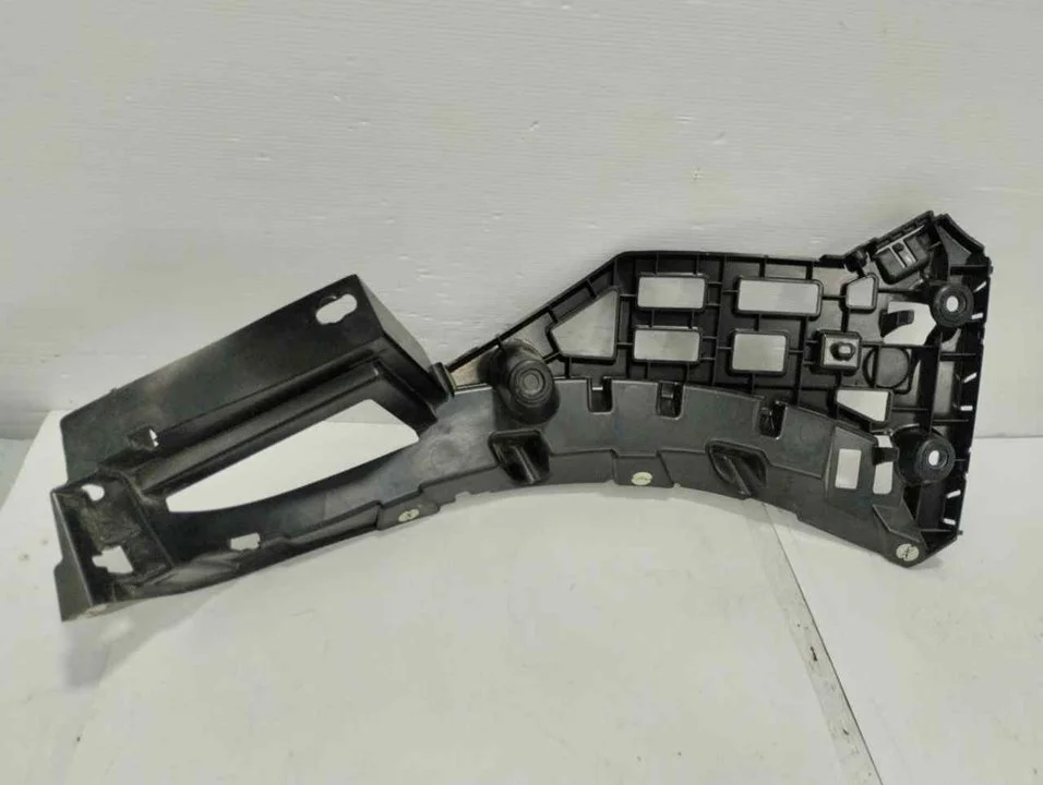 Foto de SOPORTE PARAGOLPES TRASERO PORSCHE MACAN (95BA) referencia 95B807253C