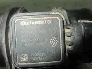 Foto de CAUDALIMETRO RENAULT CAPTUR I 1.5 dCi Diesel FAP Energy (90 CV / 66 KW) referencia 8200682558 foto 3