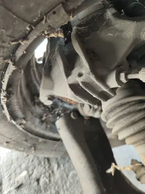Foto de PINZA DE FRENO DELANTERA DERECHA PEUGEOT 207 1.4 HDi (68 CV / 50 KW) referencia 1617292180
