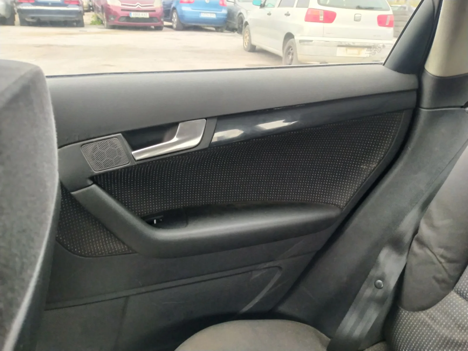 Foto de CERRADURA PUERTA TRASERA DERECHA AUDI A3 SPORTBACK (8PA) 1.6 16V FSI (116 CV / 85 KW) referencia 4F0839015