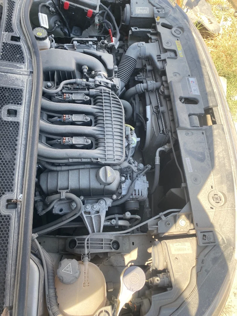 Foto de MOTOR ARRANQUE PEUGEOT 208 (P2) 1.2 PureTech (74 CV / 55 KW)