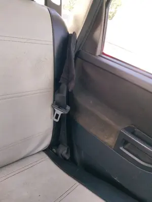 Foto de CINTURON SEGURIDAD TRASERO IZQUIERDO OPEL MERIVA 1.7 16V CDTI (101 CV / 74 KW)