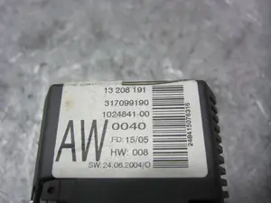 Foto de PANTALLA MULTIFUNCION OPEL CORSA C 1.3 16V CDTI CAT (Z 13 DT / LN9) (69 CV / 51 KW) referencia 13208191 foto 3