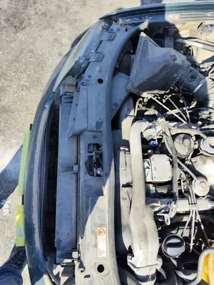 Foto de PANEL FRONTAL AUDI A6 BERLINA (4B2) 2.5 V6 24V TDI (150 CV / 110 KW)