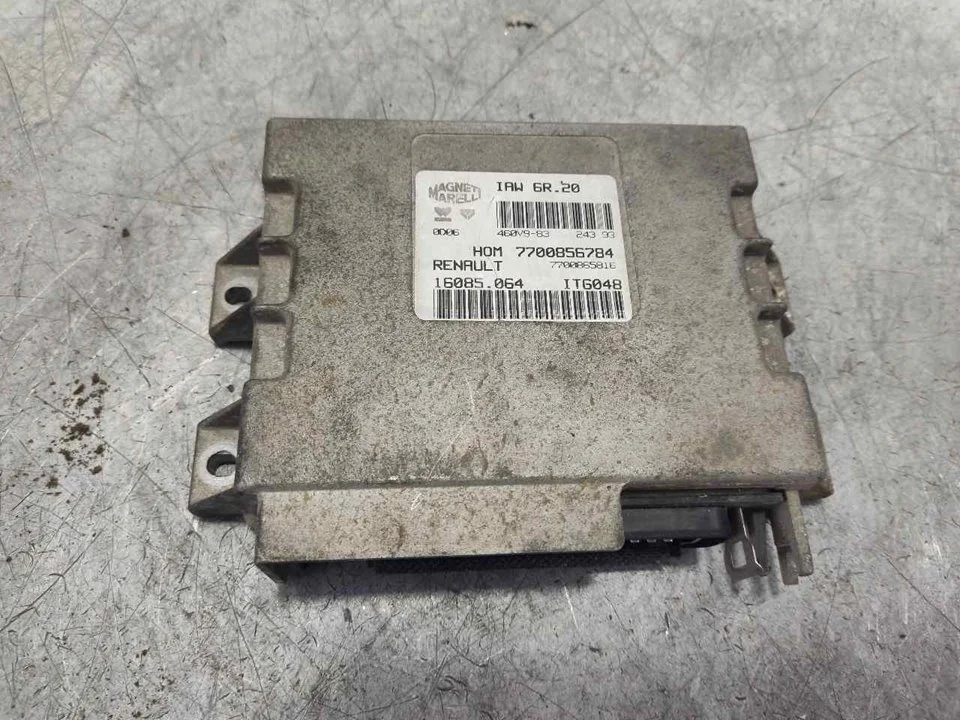 Foto de CENTRALITA MOTOR UCE RENAULT TWINGO I (C06) 1.2 (58 CV / 43 KW) referencia 7700856784