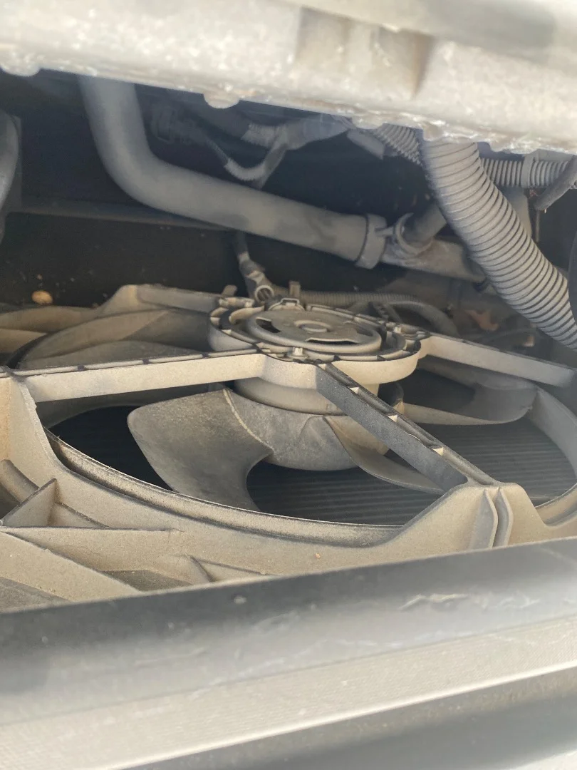 Foto de ELECTROVENTILADOR RENAULT LAGUNA II (BG0) 2.0 (135 CV / 99 KW) referencia 7701067591