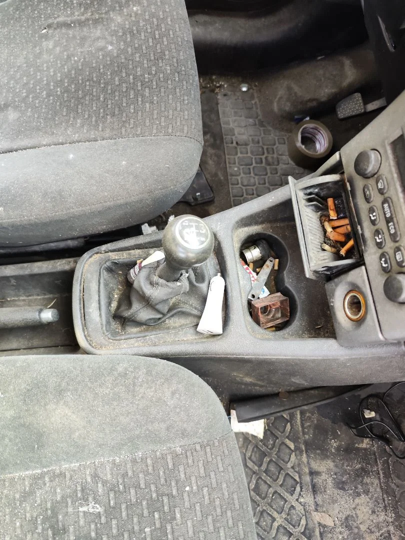 Foto de PALANCA CAMBIO OPEL ZAFIRA A 2.0 DTI (101 CV / 74 KW) referencia 93178336