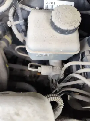 Foto de BOMBA FRENO OPEL ZAFIRA A 1.6 16V (101 CV / 74 KW)