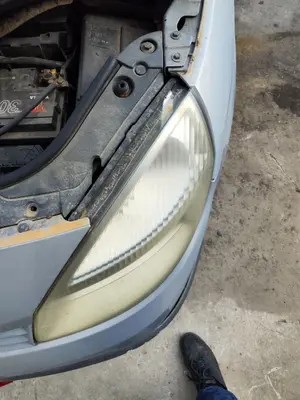 Foto de FARO IZQUIERDO RENAULT SCENIC II (JM) 1.9 dCi Diesel (120 CV / 88 KW) referencia 7701064132 foto 2