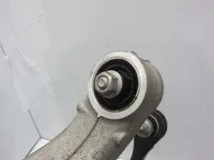 Foto de BRAZO SUSPENSION INFERIOR TRASERO DERECHO PORSCHE MACAN (95BA) referencia 8R0505312F foto 4