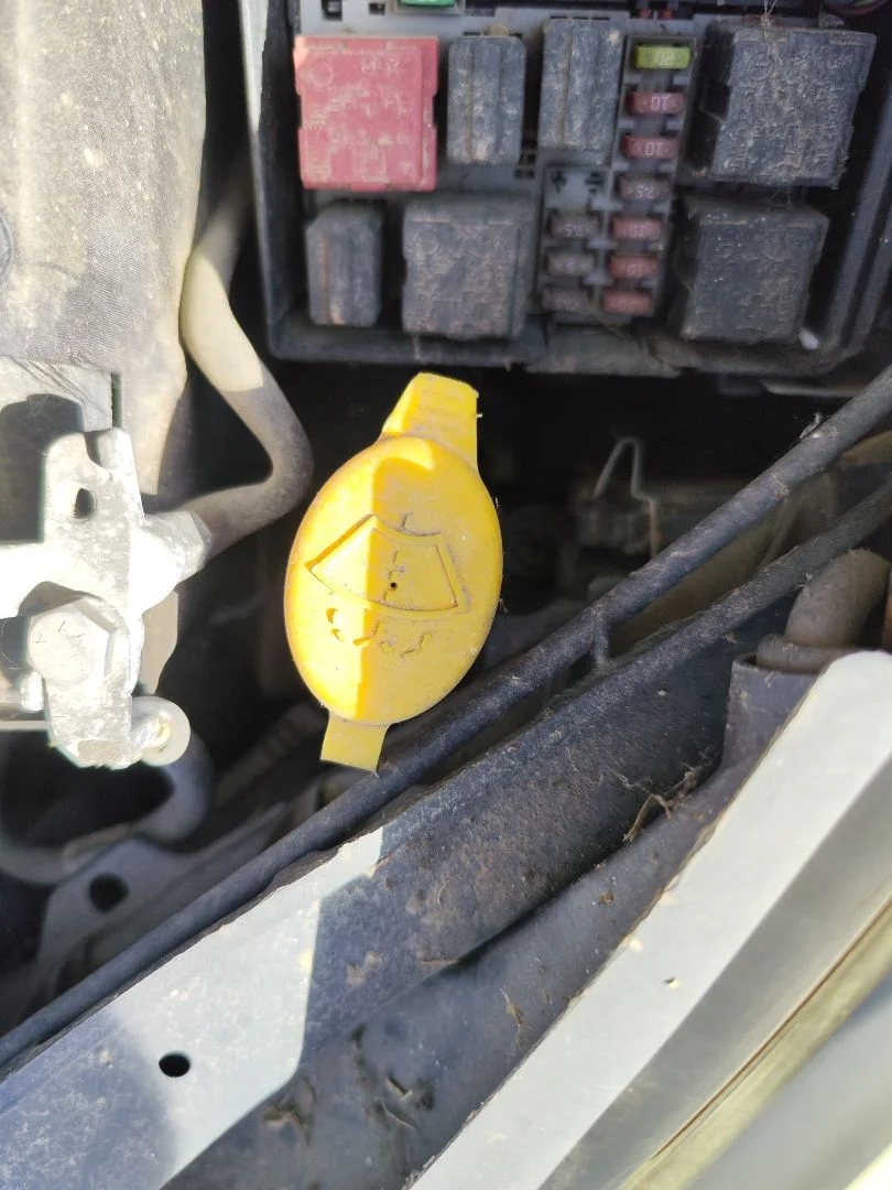 Foto de DEPOSITO LIMPIA OPEL CORSA D 1.3 16V CDTI (75 CV / 55 KW) referencia 55702892