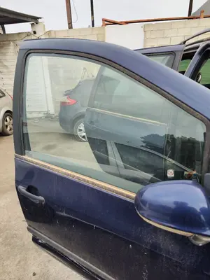Foto de LUNA DELANTERA DERECHA VOLKSWAGEN SHARAN (7M6/7M9) 1.9 TDI (116 CV / 85 KW) referencia 7M0845202