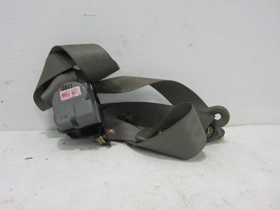 Foto de CINTURON SEGURIDAD TRASERO IZQUIERDO DAEWOO REZZO 1.6 CAT (105 CV / 77 KW) referencia ADC2130