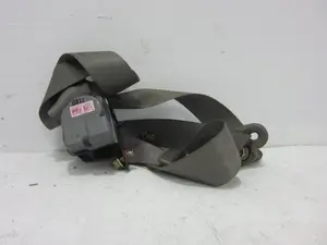 Foto de CINTURON SEGURIDAD TRASERO IZQUIERDO DAEWOO REZZO 1.6 CAT (105 CV / 77 KW) referencia ADC2130