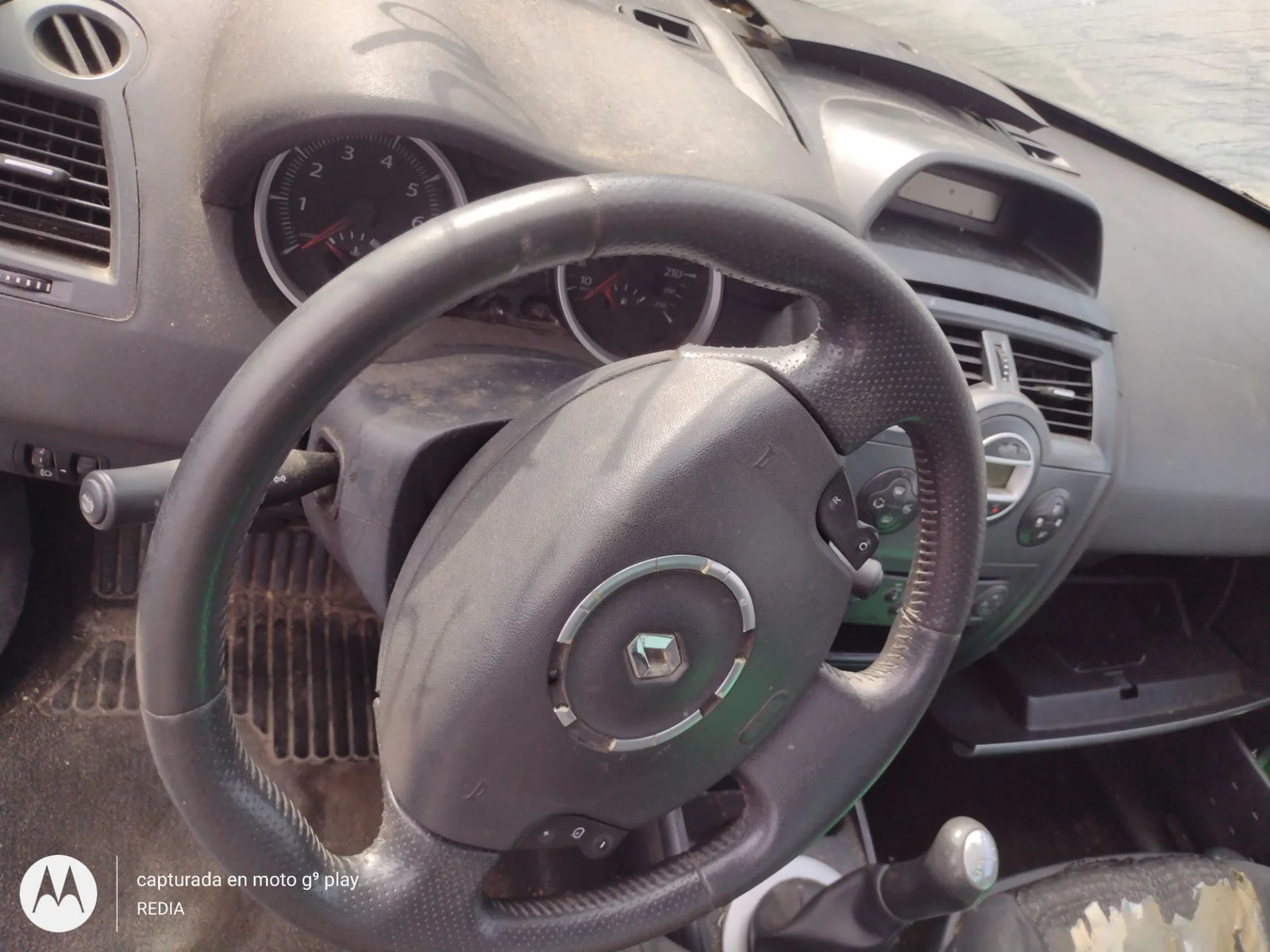 Foto de SALPICADERO RENAULT MEGANE II COUPE/CABRIO 1.6 16V (112 CV / 82 KW)