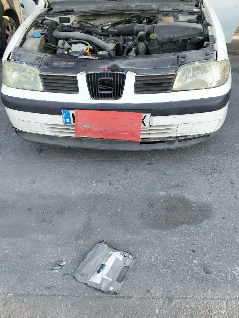 Foto de PARAGOLPES DELANTERO SEAT IBIZA (6K1) 1.9 TDI (90 CV / 66 KW)
