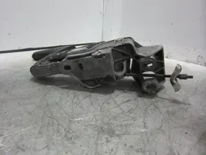 Foto de PALANCA FRENO AUDI A3 SPORTBACK (8PA) 1.9 TDI (105 CV / 77 KW) referencia 8P0711303C foto 5