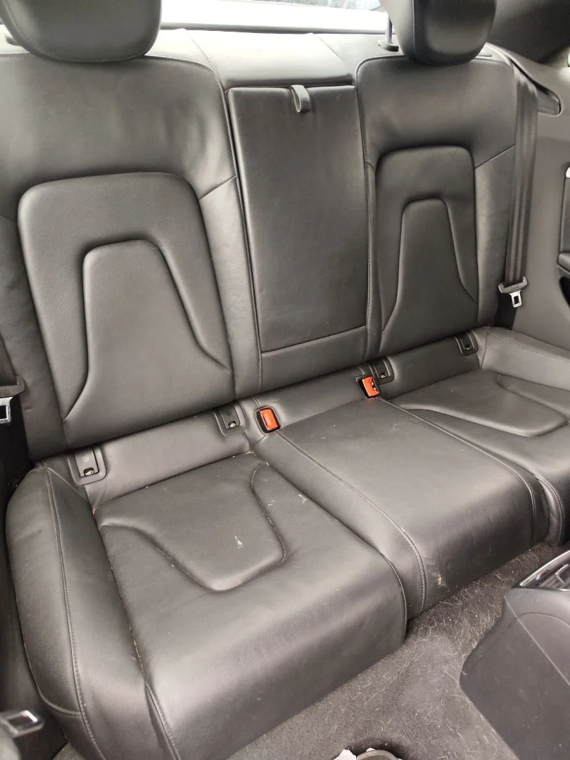 Foto de ASIENTO TRASERO MEDIO AUDI A5 COUPE (8T) 2.0 16V TDI (170 CV / 125 KW)