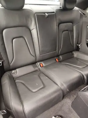 Foto de ASIENTO TRASERO MEDIO AUDI A5 COUPE (8T) 2.0 16V TDI (170 CV / 125 KW)