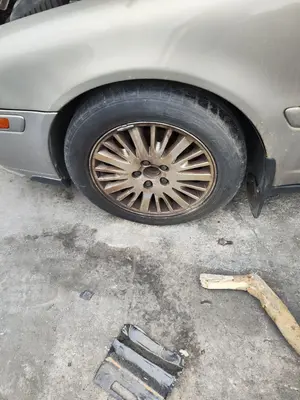 Foto de LLANTA VOLVO S80 BERLINA 2.4 Diesel (131 CV / 96 KW)