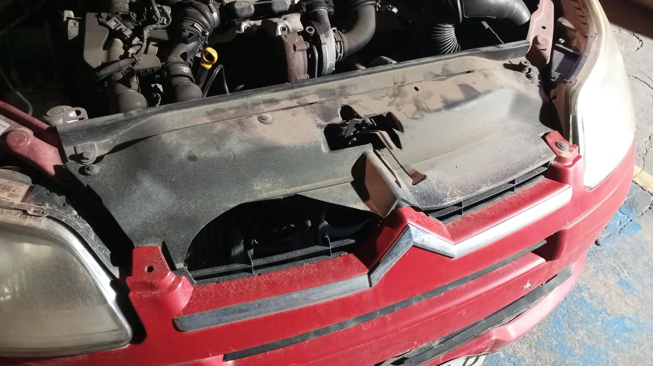 Foto de CONDENSADOR / RADIADOR AIRE ACONDICIONADO CITROEN C4 COUPE 1.6 HDi CAT (9HY / DV6TED4) (109 CV / 80 KW) referencia 9650545480