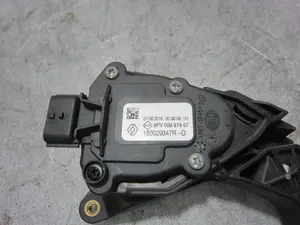 Foto de POTENCIOMETRO PEDAL RENAULT CAPTUR I 1.5 dCi Diesel FAP Energy (90 CV / 66 KW) referencia 180029347R foto 5
