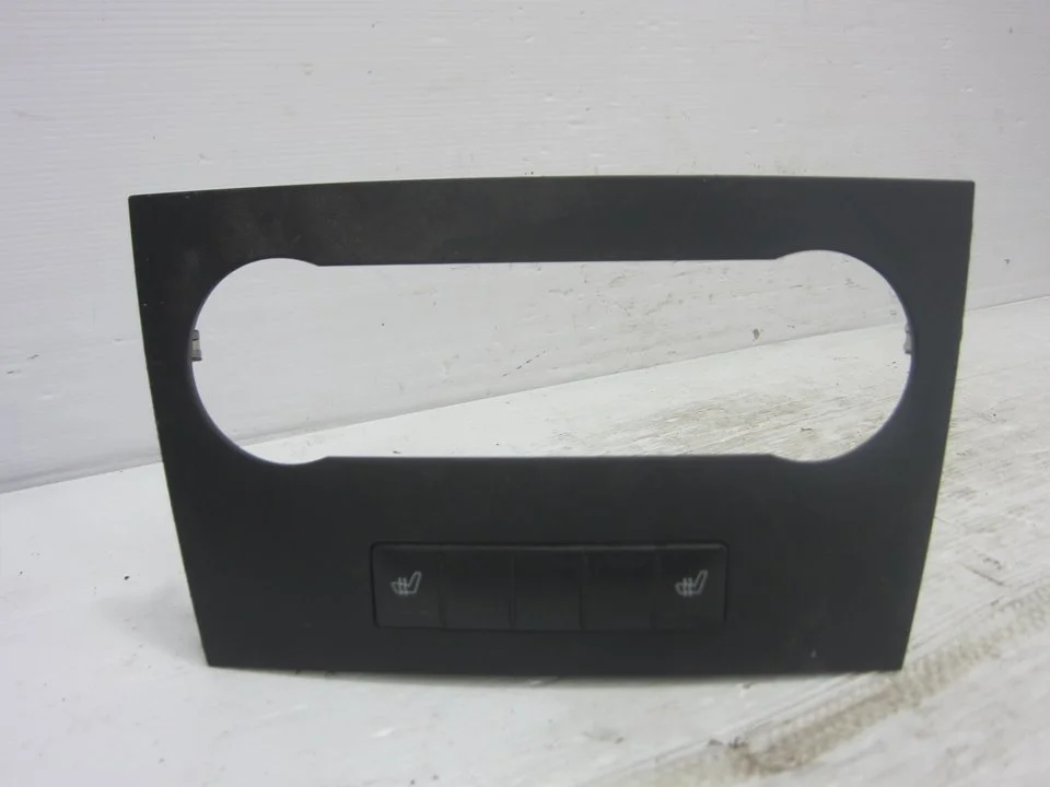 Foto de INTERRUPTOR MERCEDES-BENZ CLASE A (BM 169) 2.0 CDI CAT (82 CV / 60 KW) referencia 1698208510