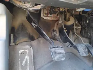 Foto de PEDAL EMBRAGUE NISSAN X-TRAIL (T30) 2.2 16V Turbodiesel CAT (114 CV / 84 KW) referencia 465038H95C