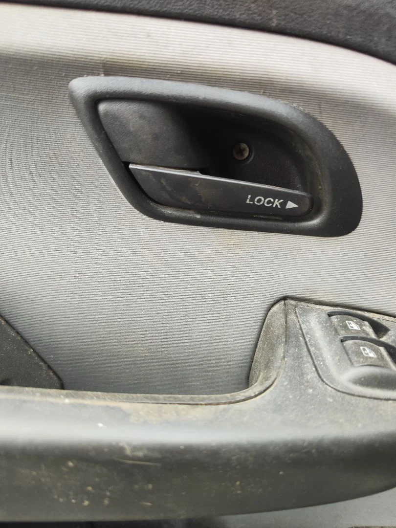 Foto de MANETA INTERIOR DELANTERA IZQUIERDA FIAT I DOBLÒ (119) 1.9 JTD CAT (105 CV / 77 KW)