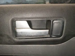 Foto de MANETA INTERIOR DELANTERA IZQUIERDA FORD FOCUS SPORTBREAK (CAP) 1.6 TDCi CAT (90 CV / 66 KW) referencia 1470113