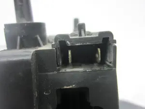 Foto de CERRADURA PUERTA DELANTERA IZQUIERDA RENAULT MEGANE I FASE 2 BERLINA (BA0) 1.9 dTi Diesel (80 CV / 59 KW) foto 5