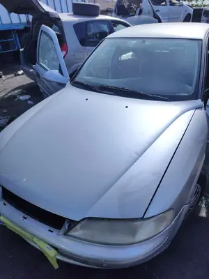 Foto de CAPO OPEL VECTRA B BERLINA 2.0 DTI (101 CV / 74 KW) referencia 90508248 foto 3