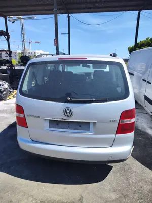 Foto de PORTON TRASERO VOLKSWAGEN TOURAN (1T1) 1.9 TDI (105 CV / 77 KW) foto 3