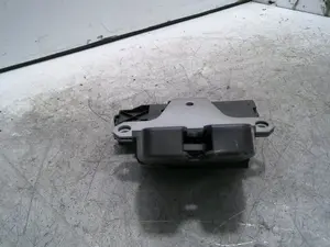 Foto de CERRADURA MALETERO / PORTON FORD KUGA (CBV) 2.0 TDCi CAT (140 CV / 103 KW) referencia 3M51R442A66AN foto 4