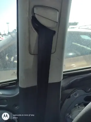 Foto de CINTURON SEGURIDAD DELANTERO DERECHO VOLKSWAGEN TOURAN (1T2) 1.9 TDI (105 CV / 77 KW) referencia 1T1857706C RAA
