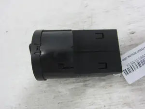 Foto de MANDO LUCES VOLKSWAGEN PASSAT BERLINA (3B3) 1.9 TDI (131 CV / 96 KW) referencia 1C0941531A foto 3