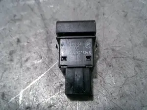 Foto de INTERRUPTOR AUDI A3 (8L) 1.9 TDI (101 CV / 74 KW) referencia 8L0927134C foto 2
