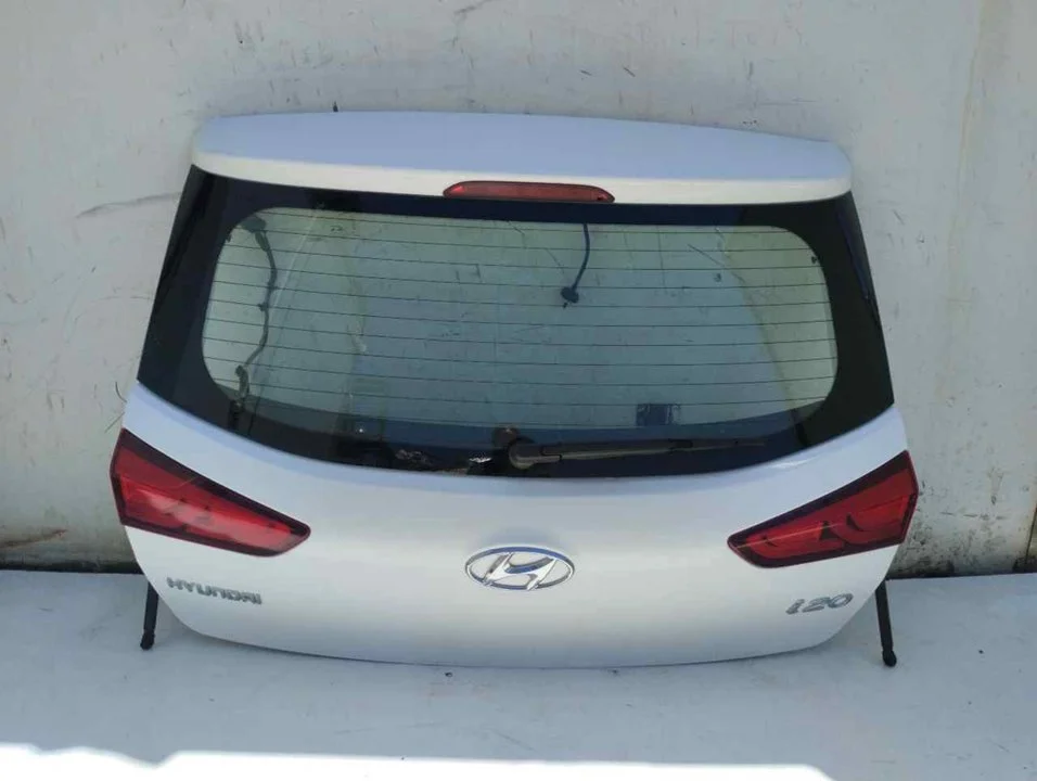 Foto de PORTON TRASERO HYUNDAI I20 (GB) 1.2 16V CAT (84 CV / 62 KW)