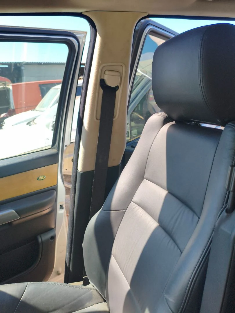 Foto de CINTURON SEGURIDAD DELANTERO DERECHO LAND ROVER RANGE ROVER SPORT 4.4 V8 CAT (299 CV / 220 KW)