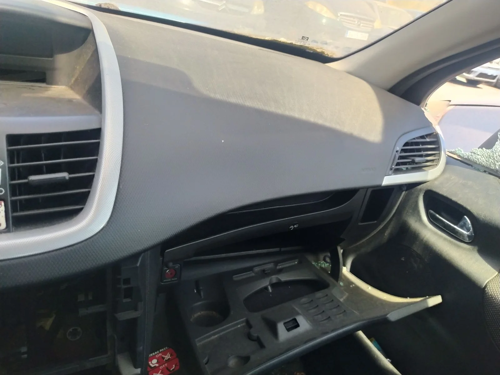 Foto de AIRBAG DELANTERO DERECHO PEUGEOT 207 1.6 16V CAT (109 CV / 80 KW) referencia 8216LL